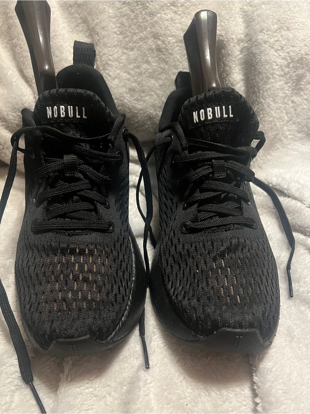 Nobull runner shoes men size 8 woman size 9.5